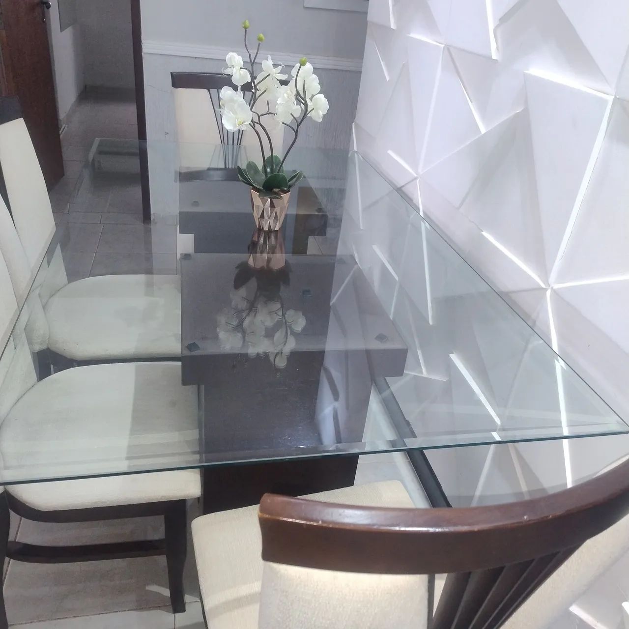 Vendo mesa de jantar com 08 cadeiras  - Foto 3