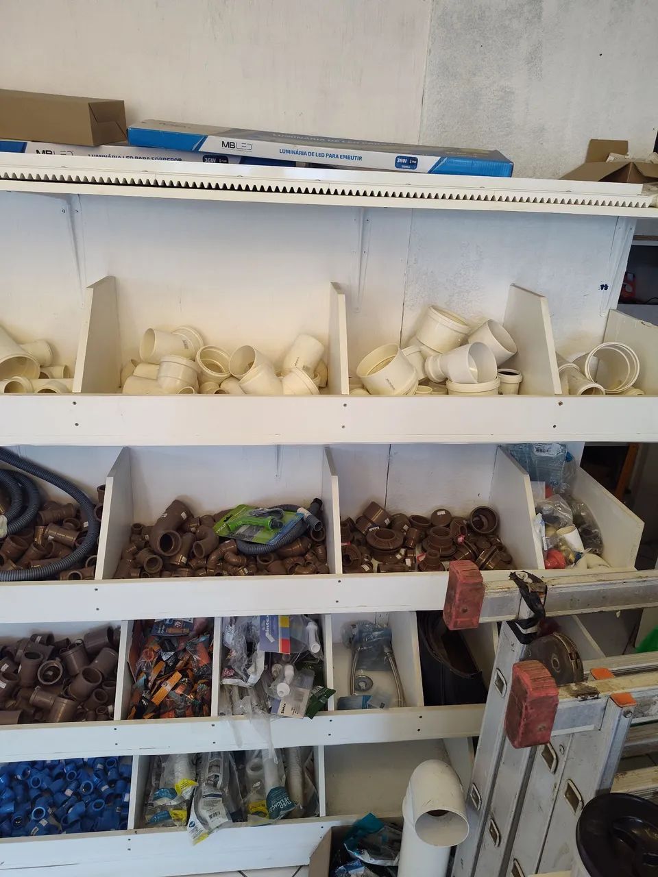 VENDO LOJA DE MATERIAL ELÉTRICO E HIDRÁULICO - Foto 4