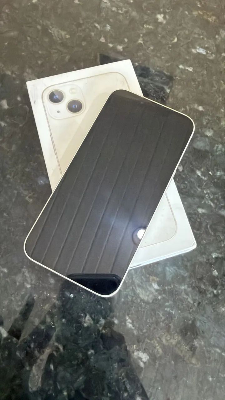 iPhone 13 