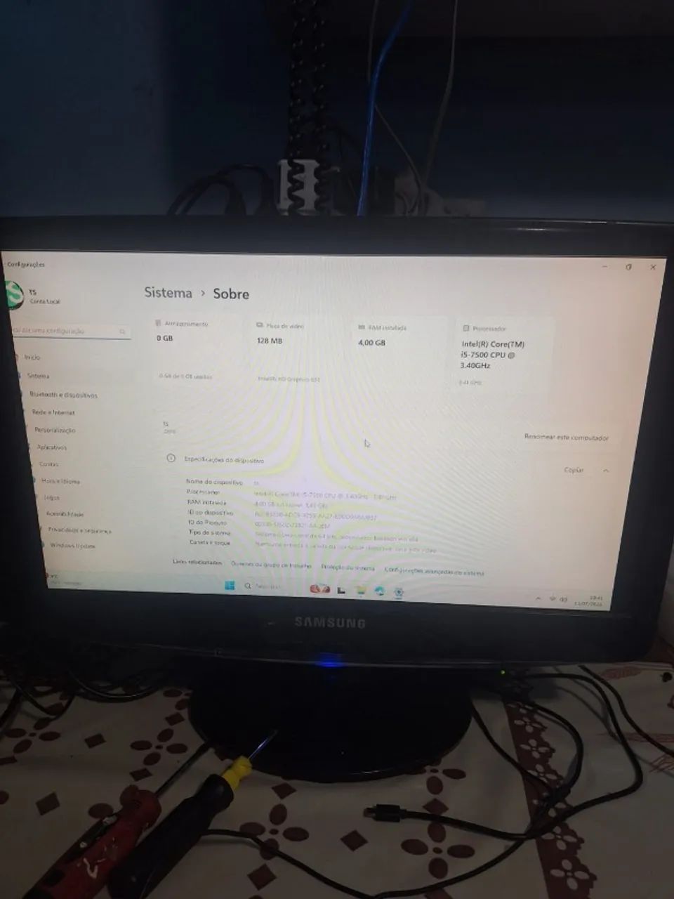 PC Completo com Windows 11, todos os programas básicos, HD 700, 4Gb Proc. I5-7500 - Foto 5