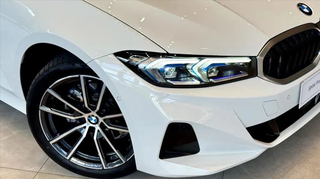 BMW 320I 320i 2025 - Foto 2