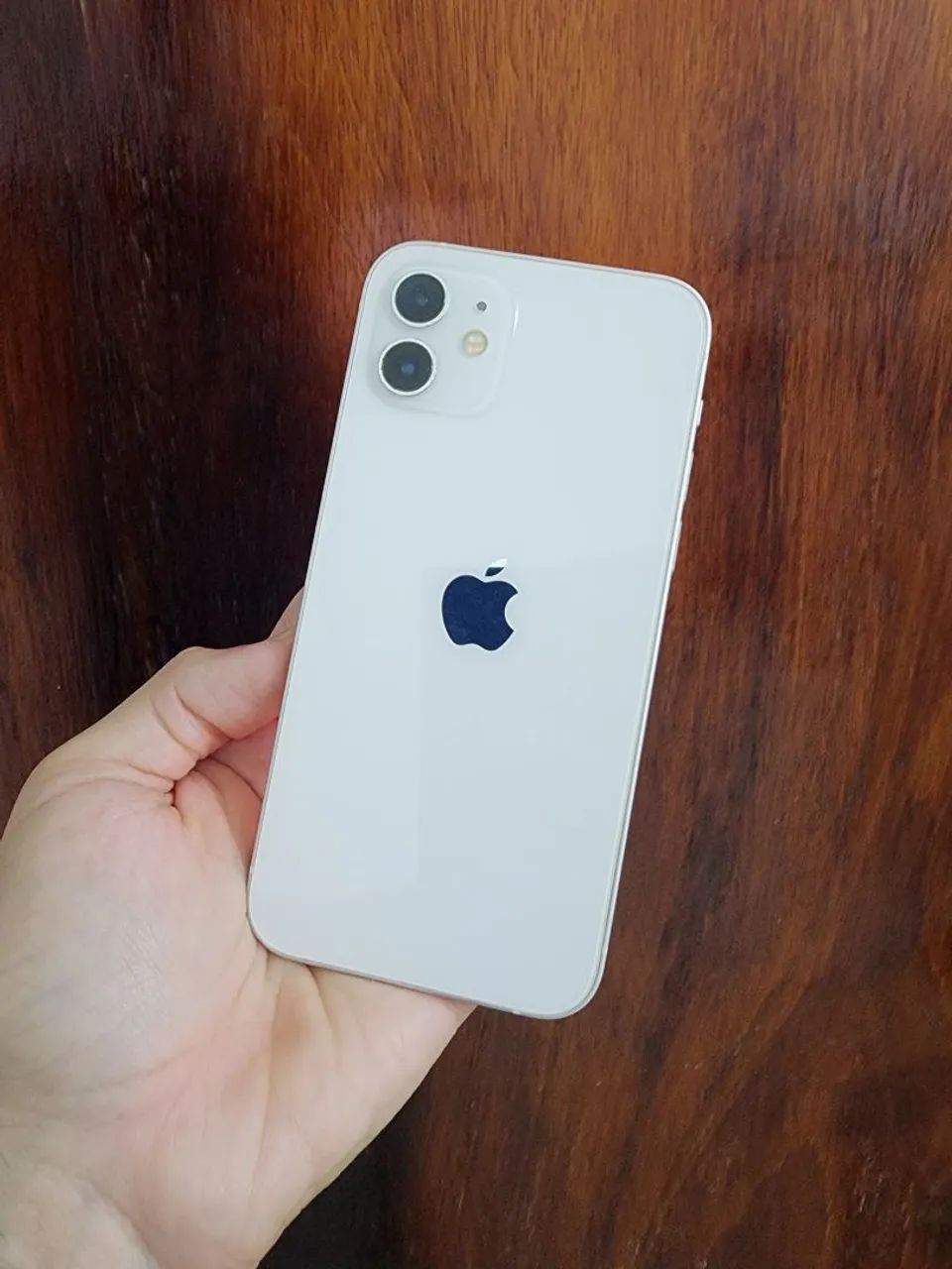 IPHONE 12 branco   (VENDO OU TROCO)