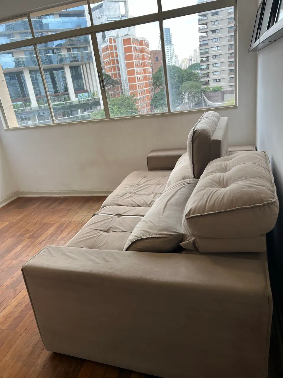 Sofá Retrátil 4 Lugares (SAIR LOGO) - Foto 2