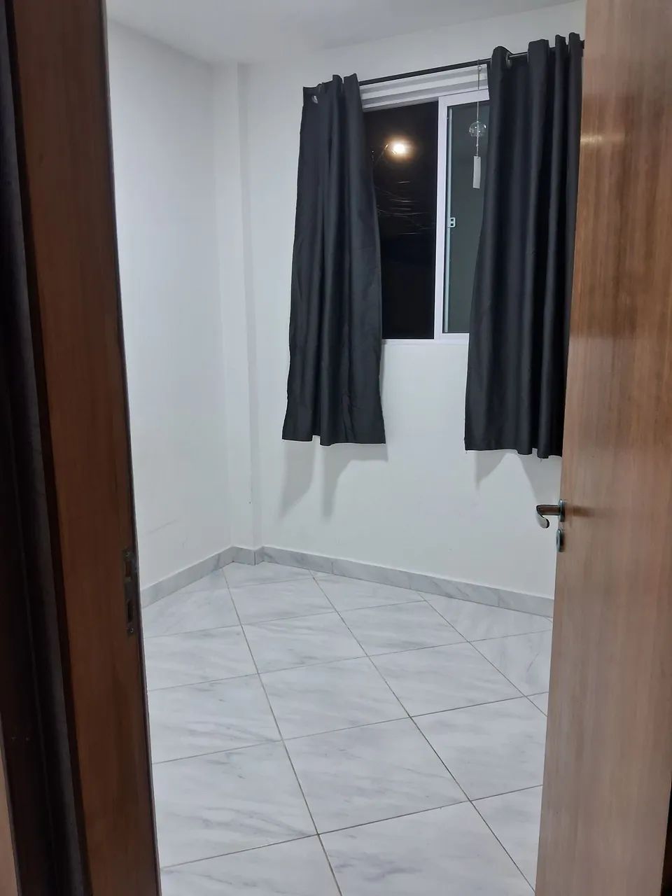 Alugo Suíte 700 reais - Foto 2