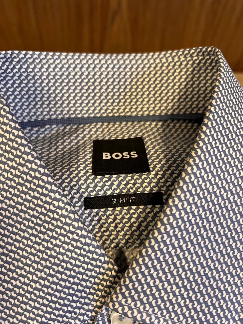 Camisa Hugo Boss - Foto 2