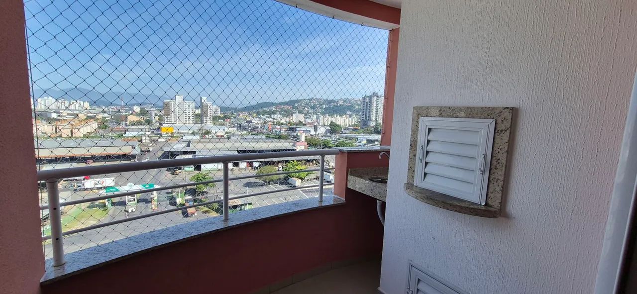 Apartamento mobiliado em Barreiros, São José/SC