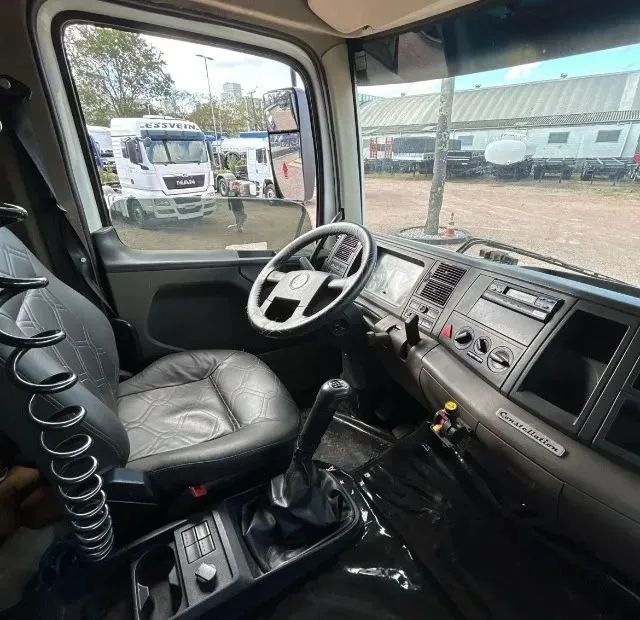 vw 26280 6x4 2013 caçamba  - Foto 4