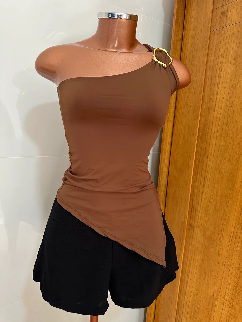 Blusa assimétrica 