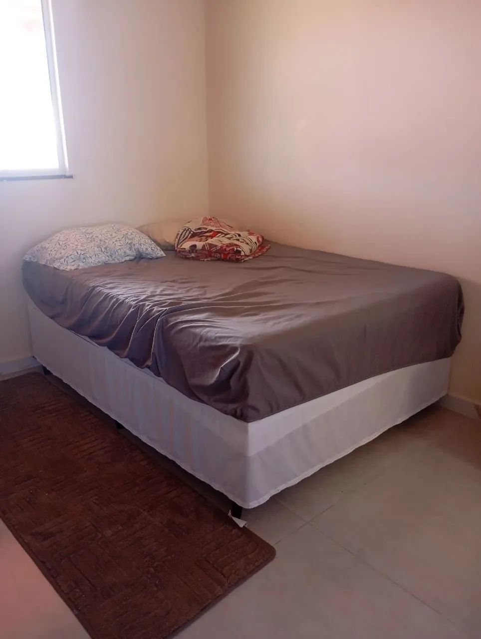 Vendo cama box casal 