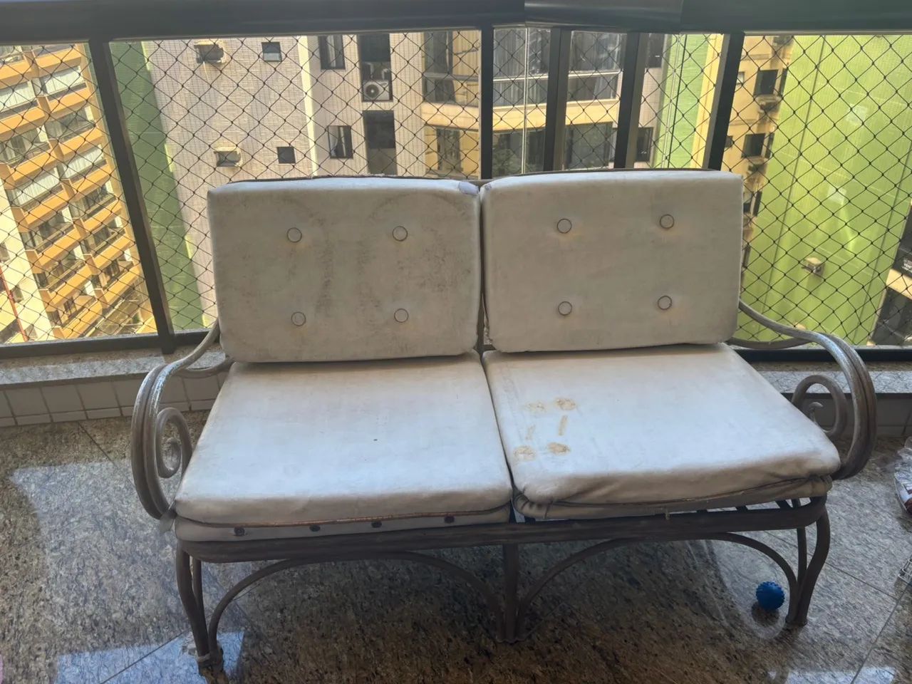 Banco sofá 02 lugares 