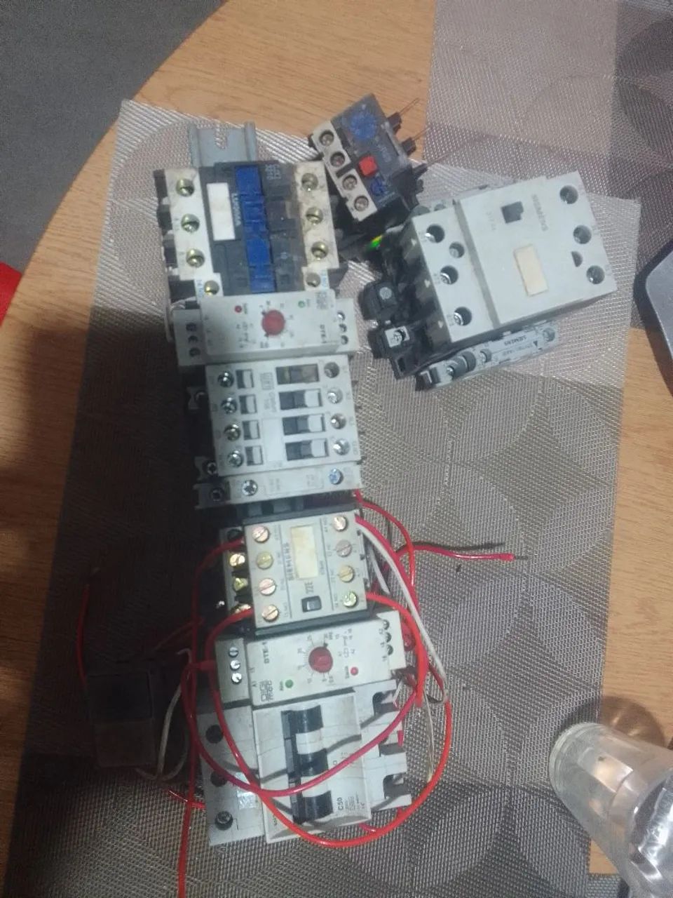 Componentes de comandos elétricos  - Foto 2