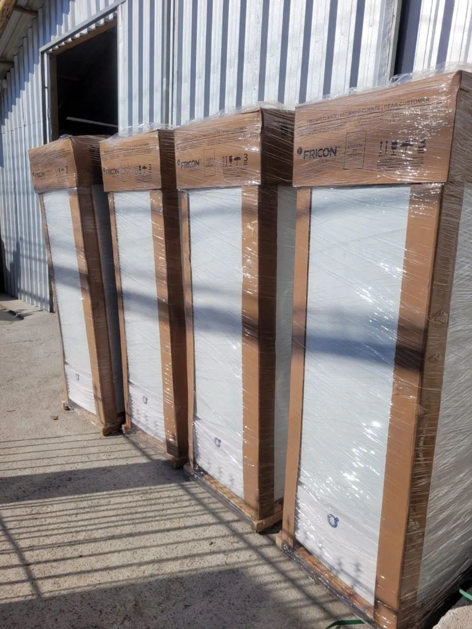 NZ. Freezer vertical 570 L Fricon