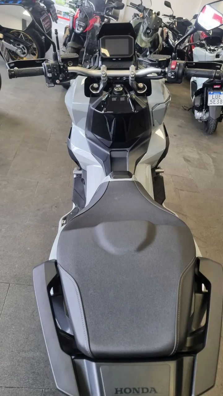 X ADV 750C AUTOMÁTICA 2024 - Foto 4
