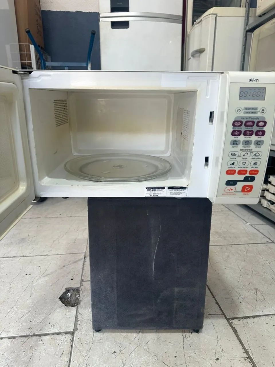 Microondas Brastemp 30L 127v - Foto 4