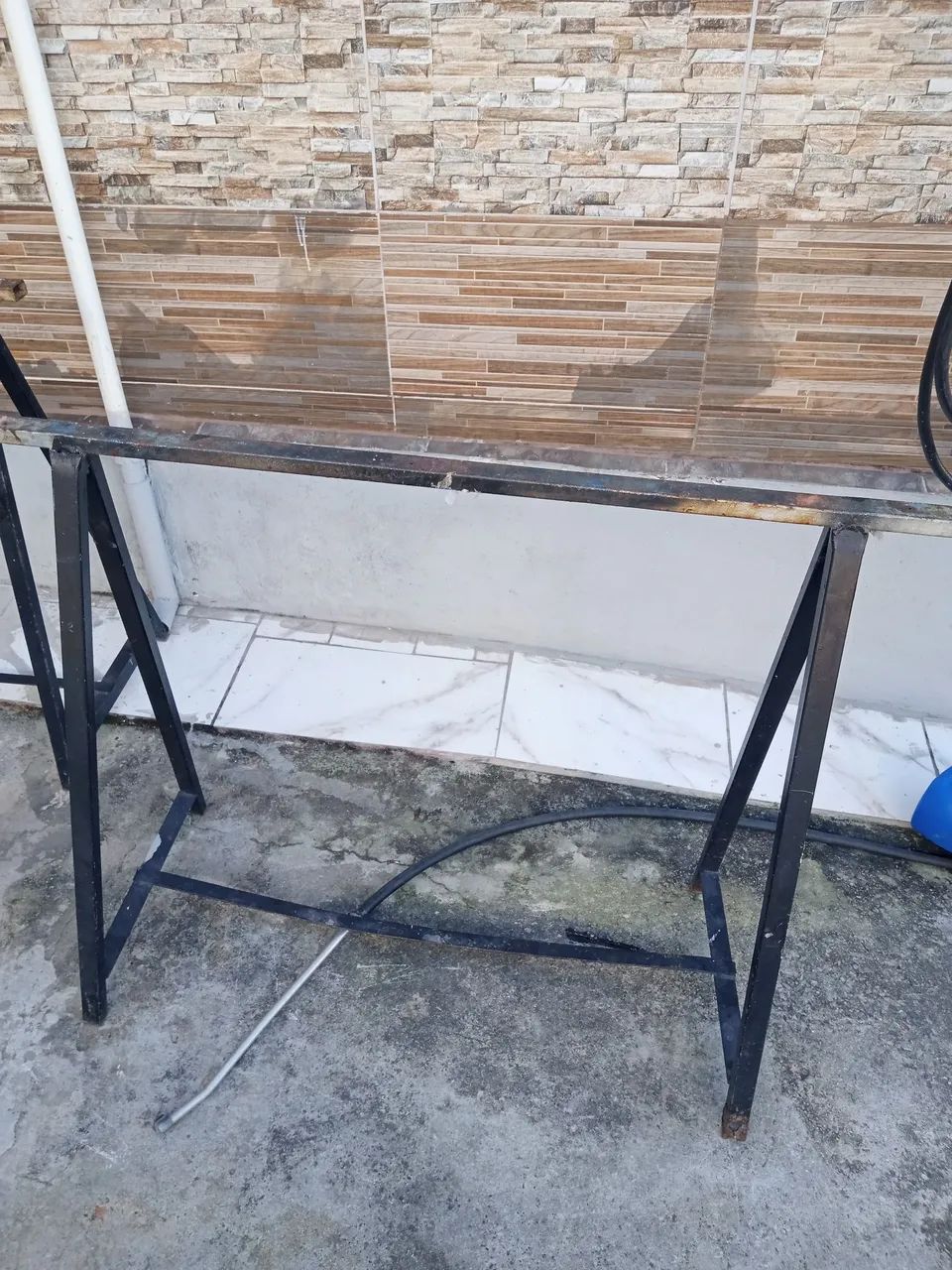 Cavalete de metal, usado e bem conservado  - Foto 2