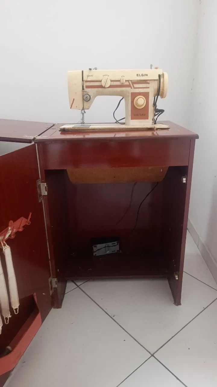 Máquina de costurar  - Foto 2