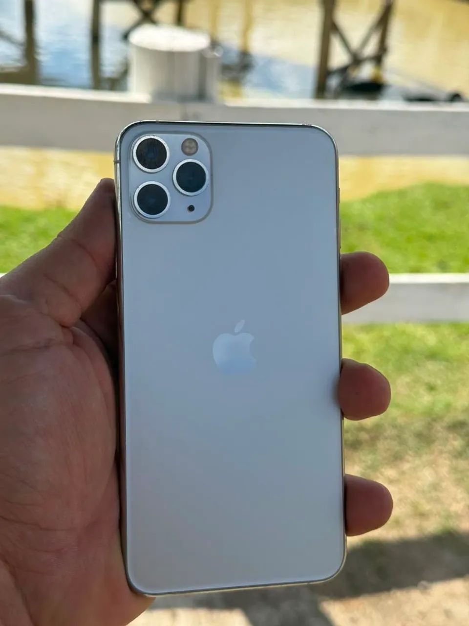 IPhone 11 pro Max 256g - Foto 3