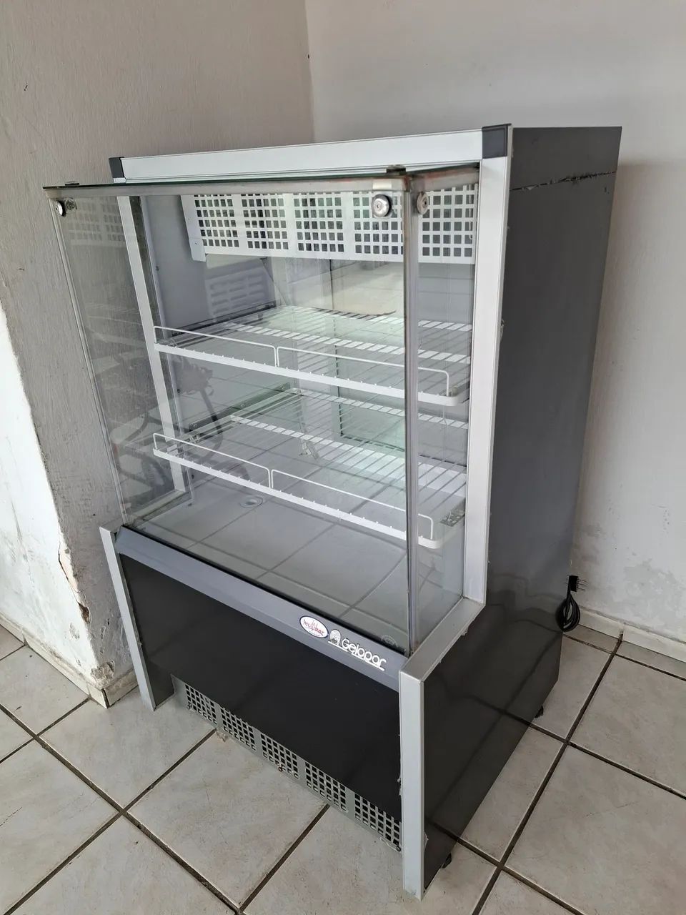 Balcao refrigerado gelopar 75cm frontal  - Foto 2