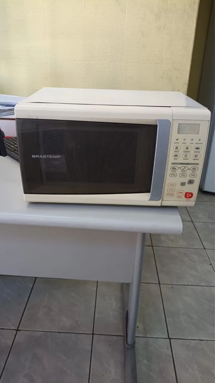 Microondas Brastemp 20 litros 127v - Foto 3