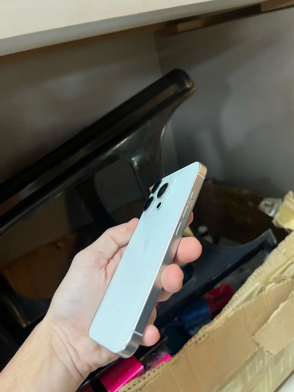16 PRO 256GB ZERO VENDO OU TROCO - Foto 4