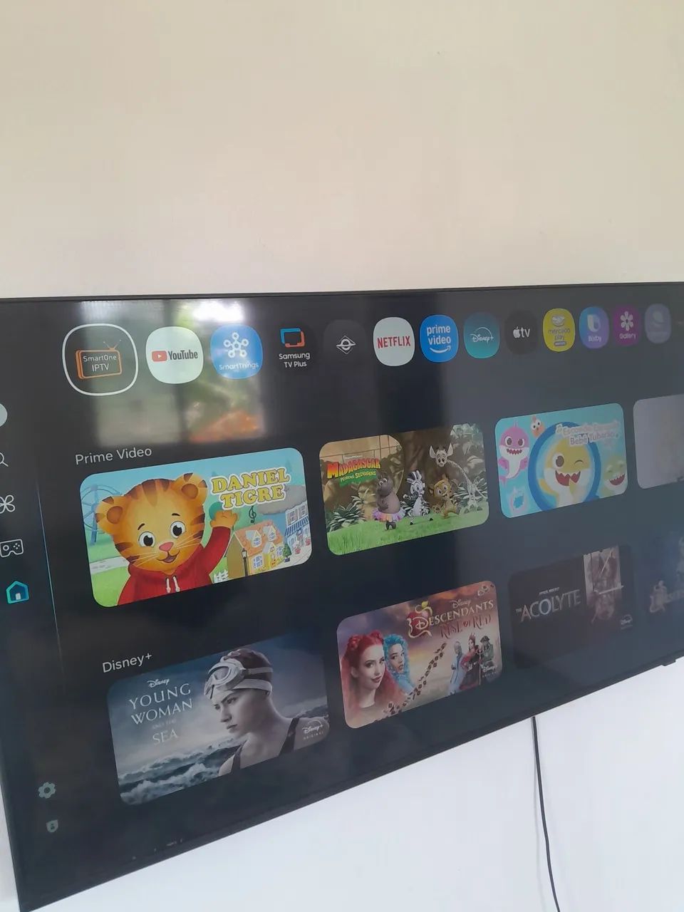 Vendo Smart TV Samsung 50' polegadas - Foto 3