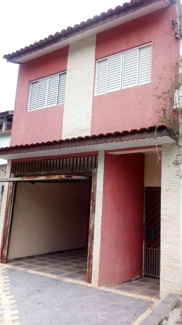 Casa em excelente localização.