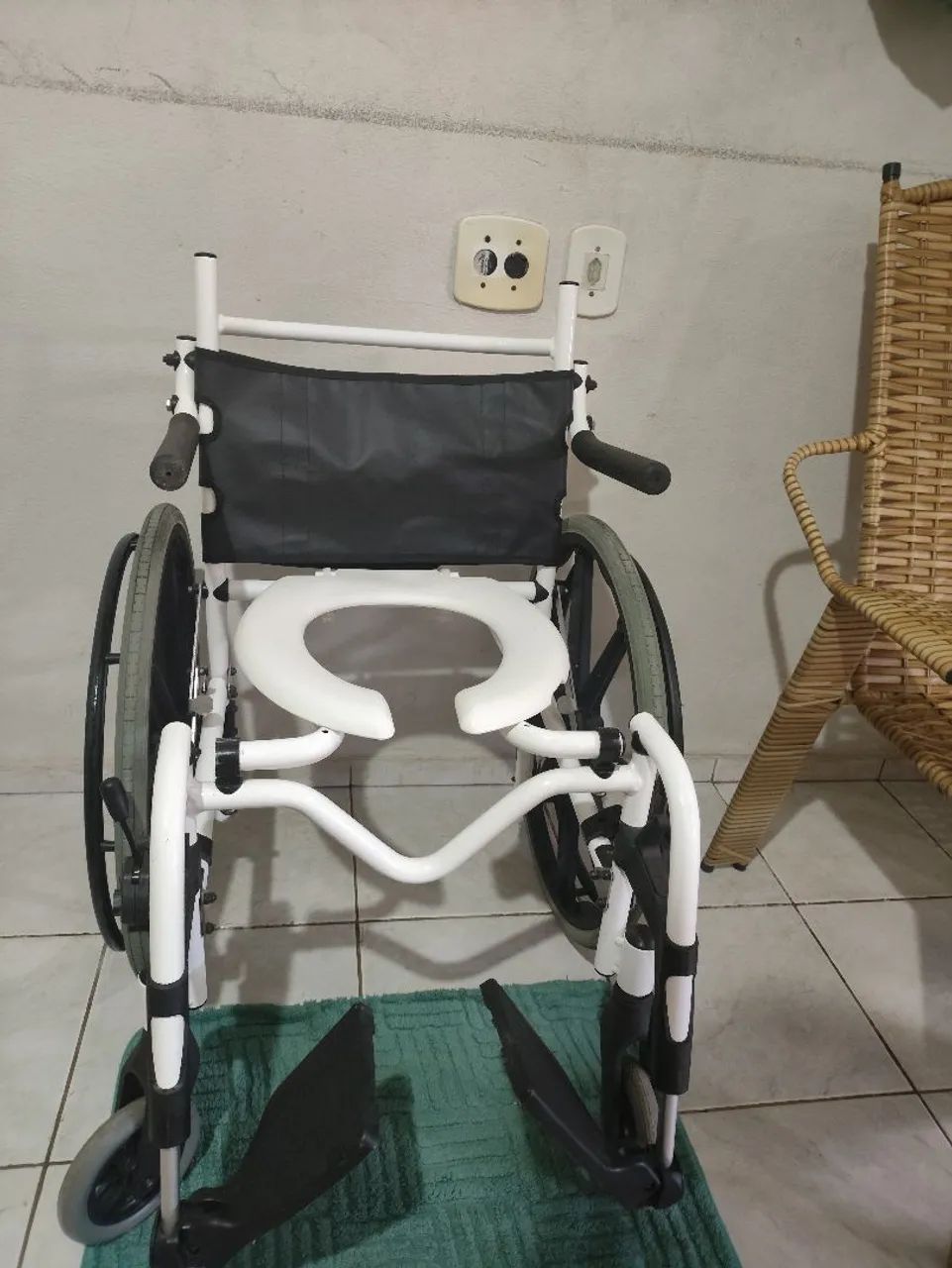 VENDE-SE CADEIRA DE BANHO ORTOBRAS - Foto 5