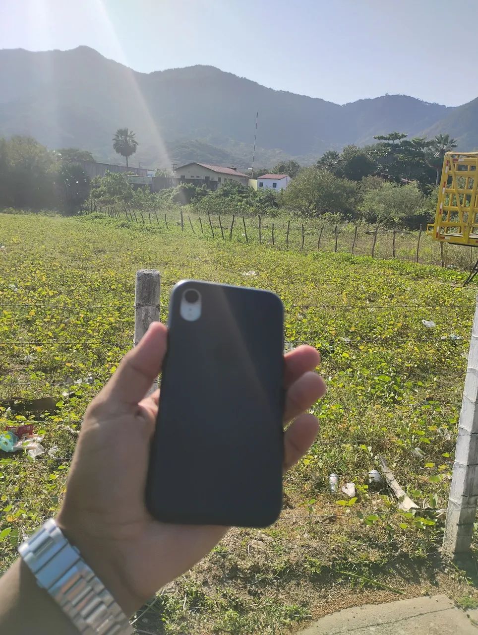 iPhone XR Branco - Foto 3