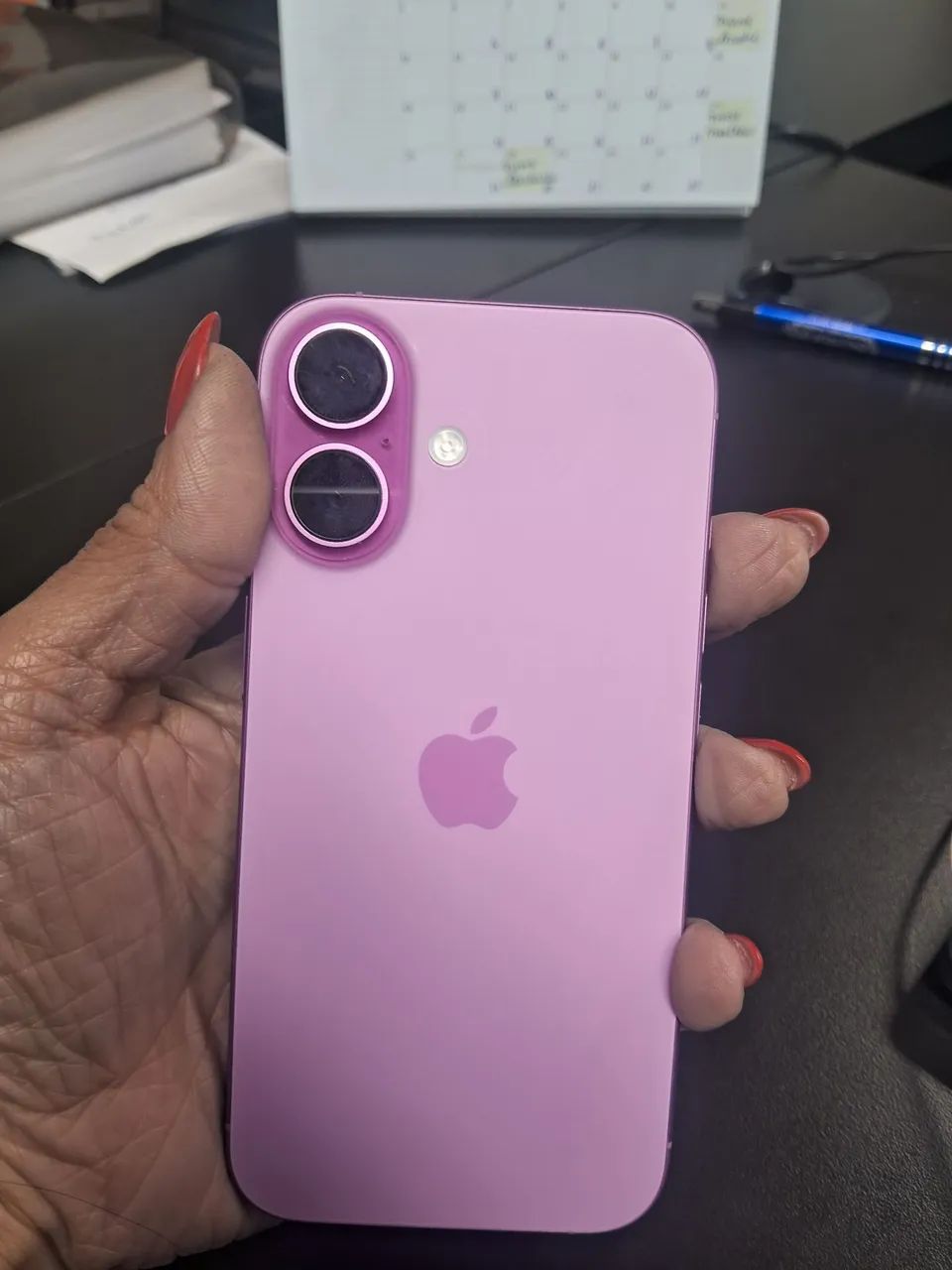 IPHONE 16 - Foto 4