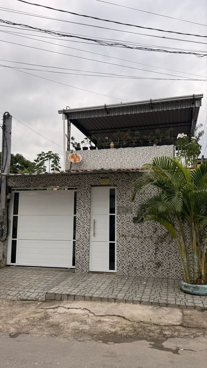 Linda casa para morar Comendador Soares Centro nada para fazer