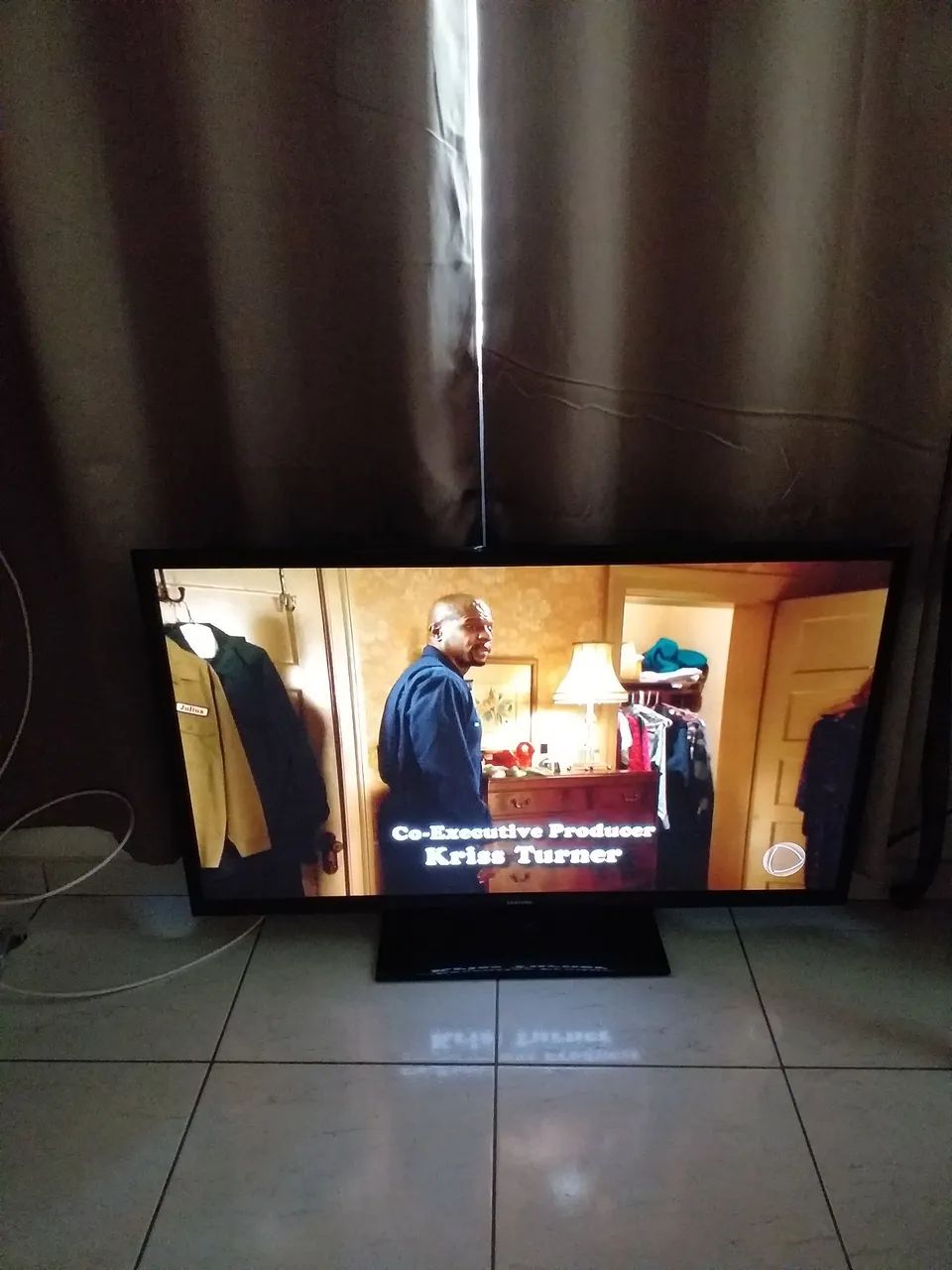 TV 55 POLEGADAS SAMSUNG TELA GIGANTE DE CINEMA EXCELENTE IMAGEM ALTA DEFINIÇÃO  MARCA TOP