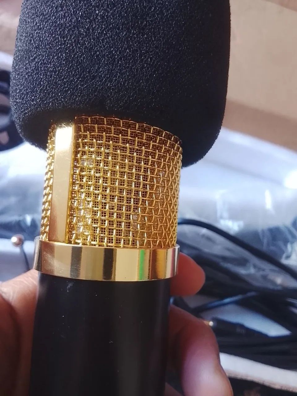 Microfone estilo podcast - Foto 3