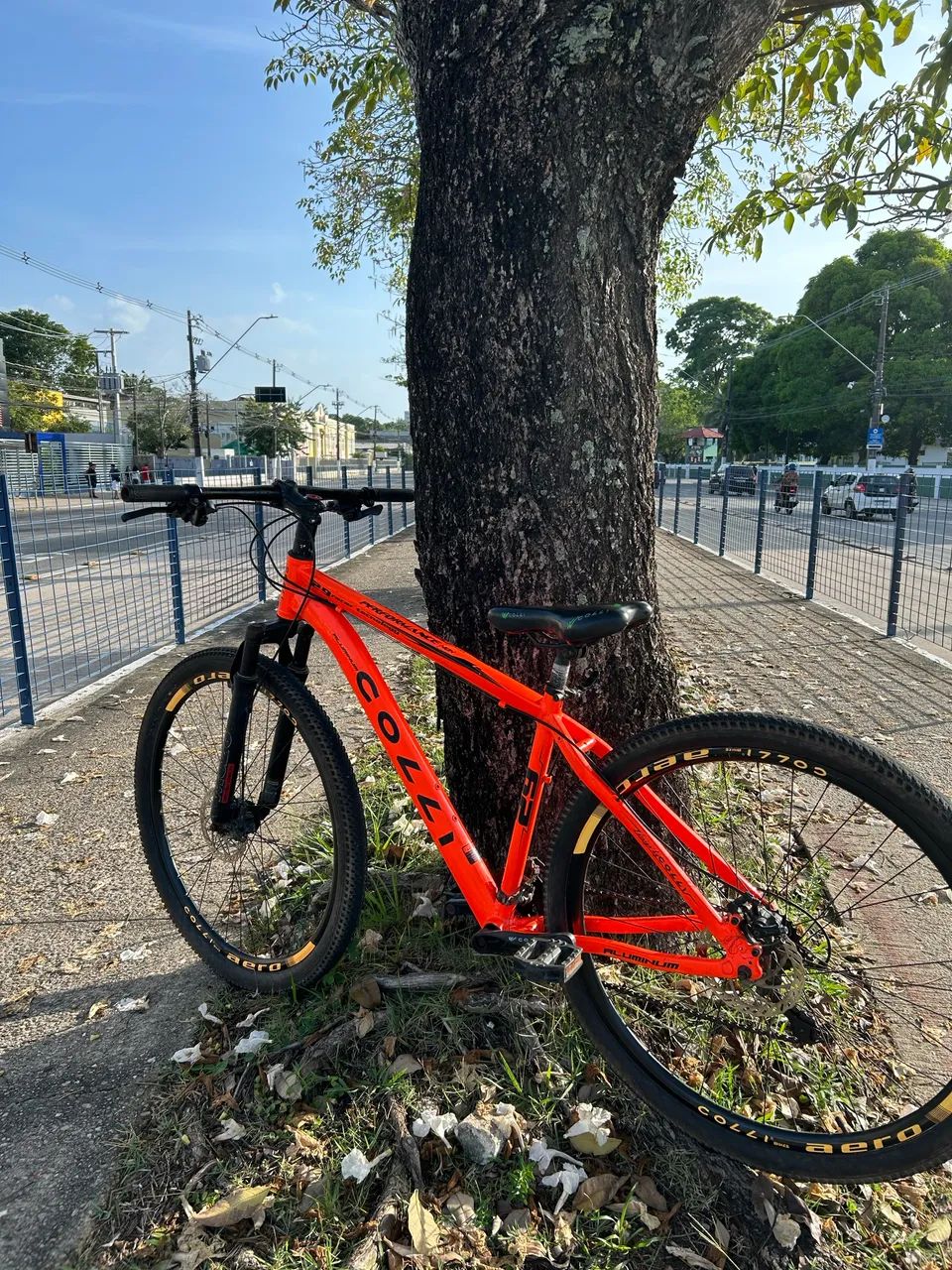 Bicicleta aro 29 COLLI - Foto 3