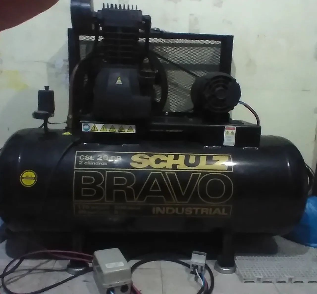 COMPRESSOR DE AR COMPRIMIDO