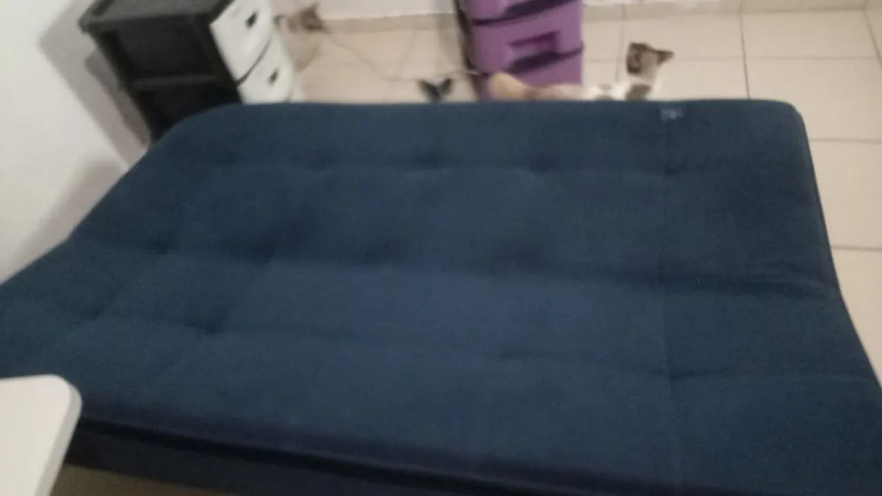 Sofá cama lindo novo  - Foto 2