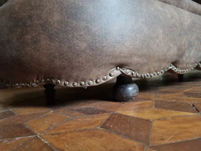 Jogo de sofa + 2 poltronas Vintage Capitonê anos 70 - Luxo Rustico e Reliquia - Foto 4