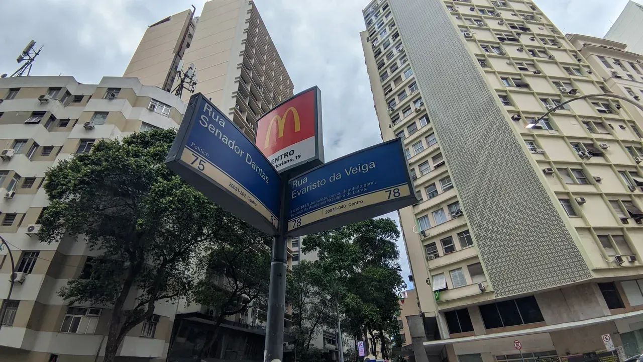 Garagem para venda possui 22 m2 no Centro - Rio de Janeiro - Foto 2