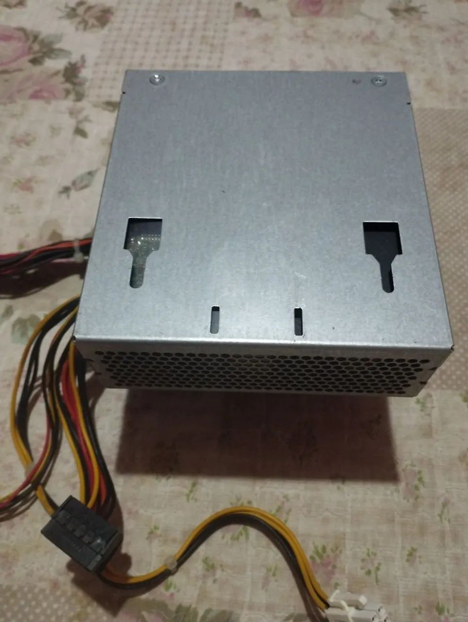 Fonte básica de 255w para Pc de escritório  - Foto 3