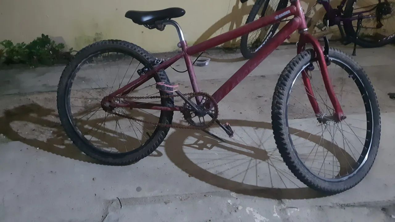Bicicleta aro 24 troco em celular