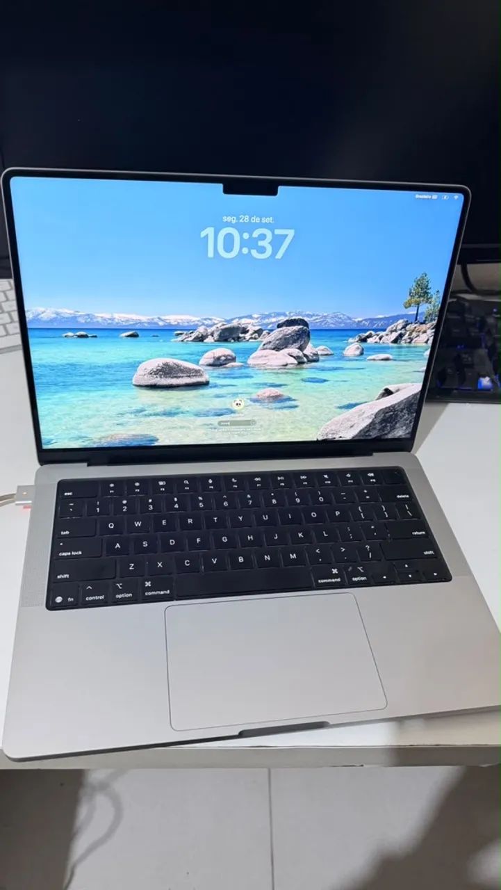 MacBook Pro M5