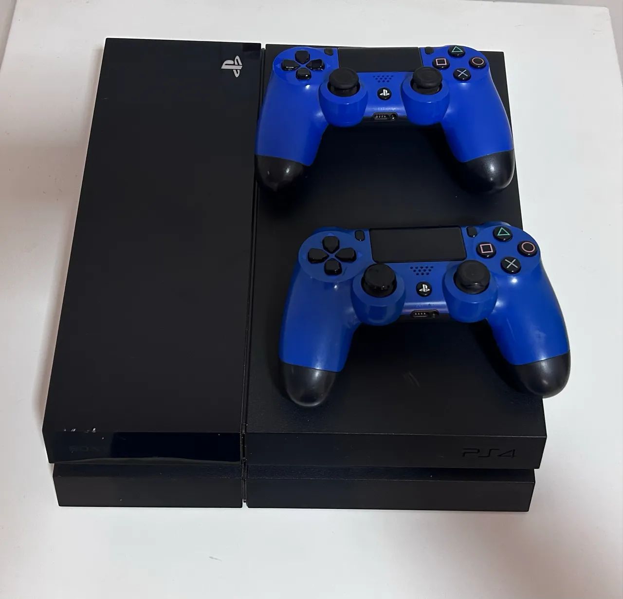 PS4 com 2 controles - Foto 4