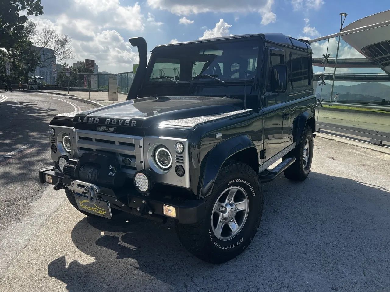 Land Rover Defender 2003