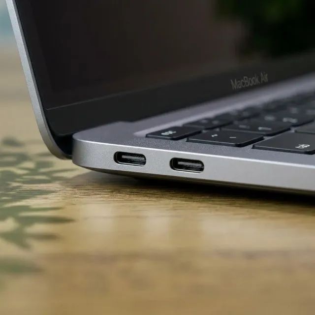 MacBook Air M1 2020 Space Gray - 8GB / 256GB SSD - Bateria