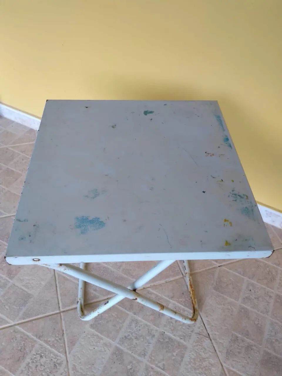 MESA INFANTIL DOBRÁVEL (50,00 CADA? - Foto 3