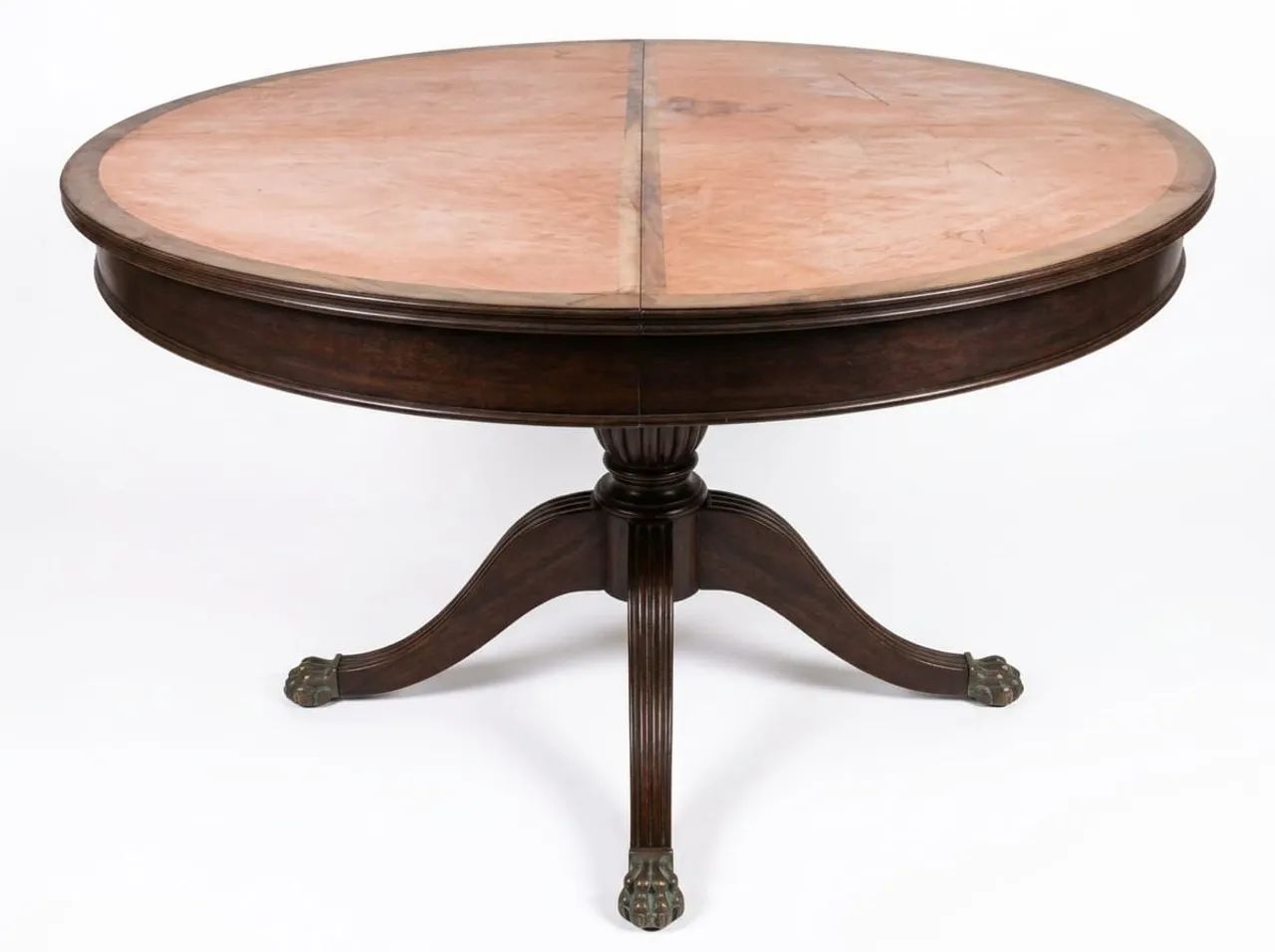 Mesa de jantar pata de Leão 