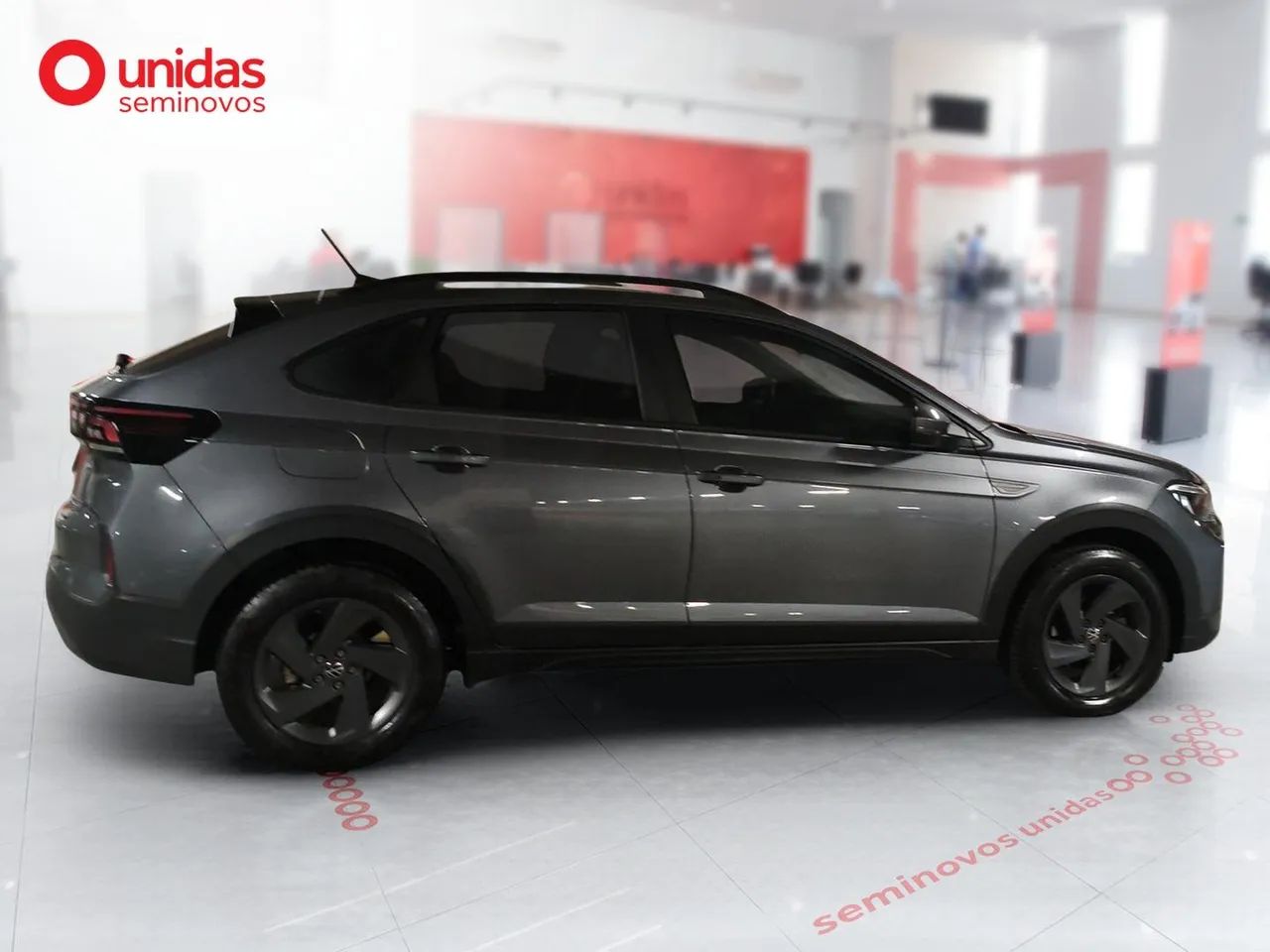 Volkswagen Nivus Comfortline 1.0 200 TSI Flex Aut., foto 4 de 18