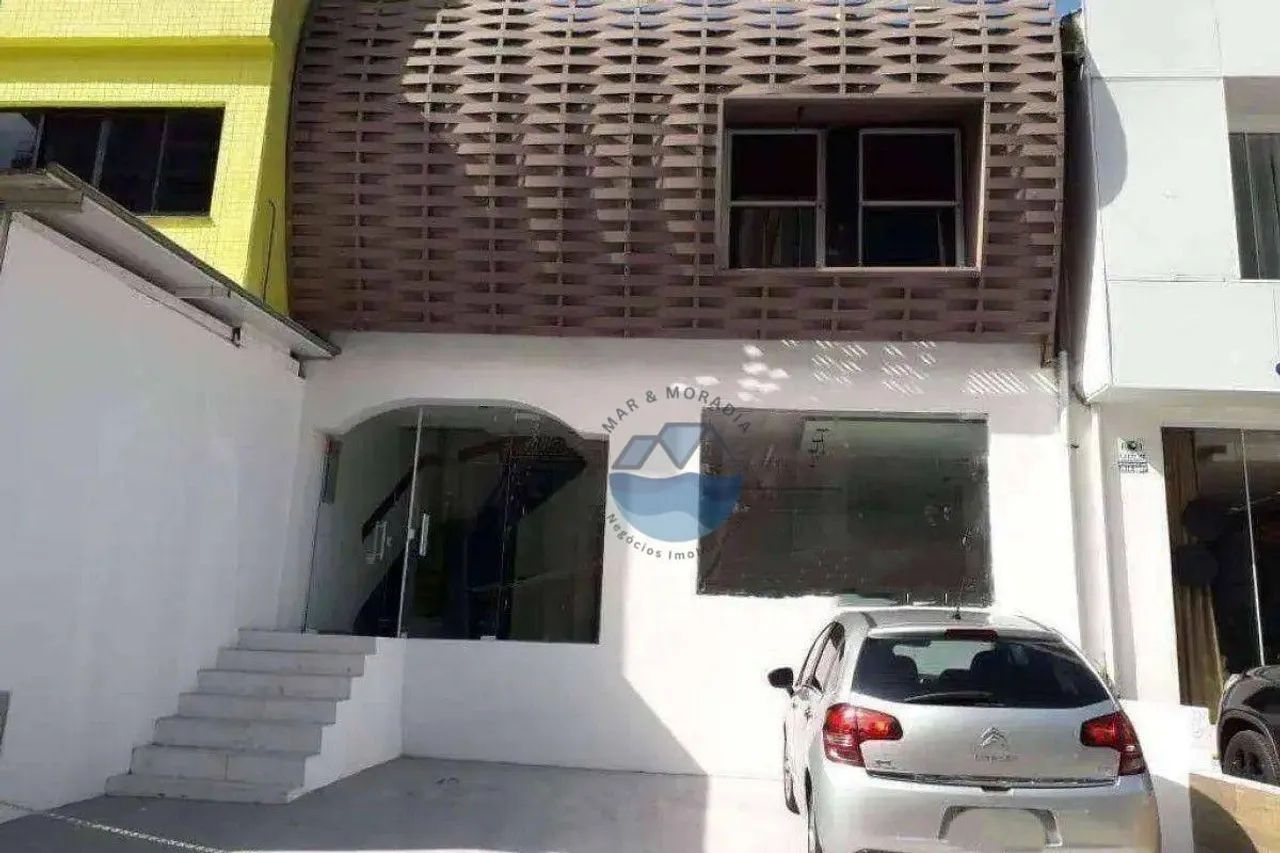 Casa Comercial à Venda no Gonzaga  Santos/SP