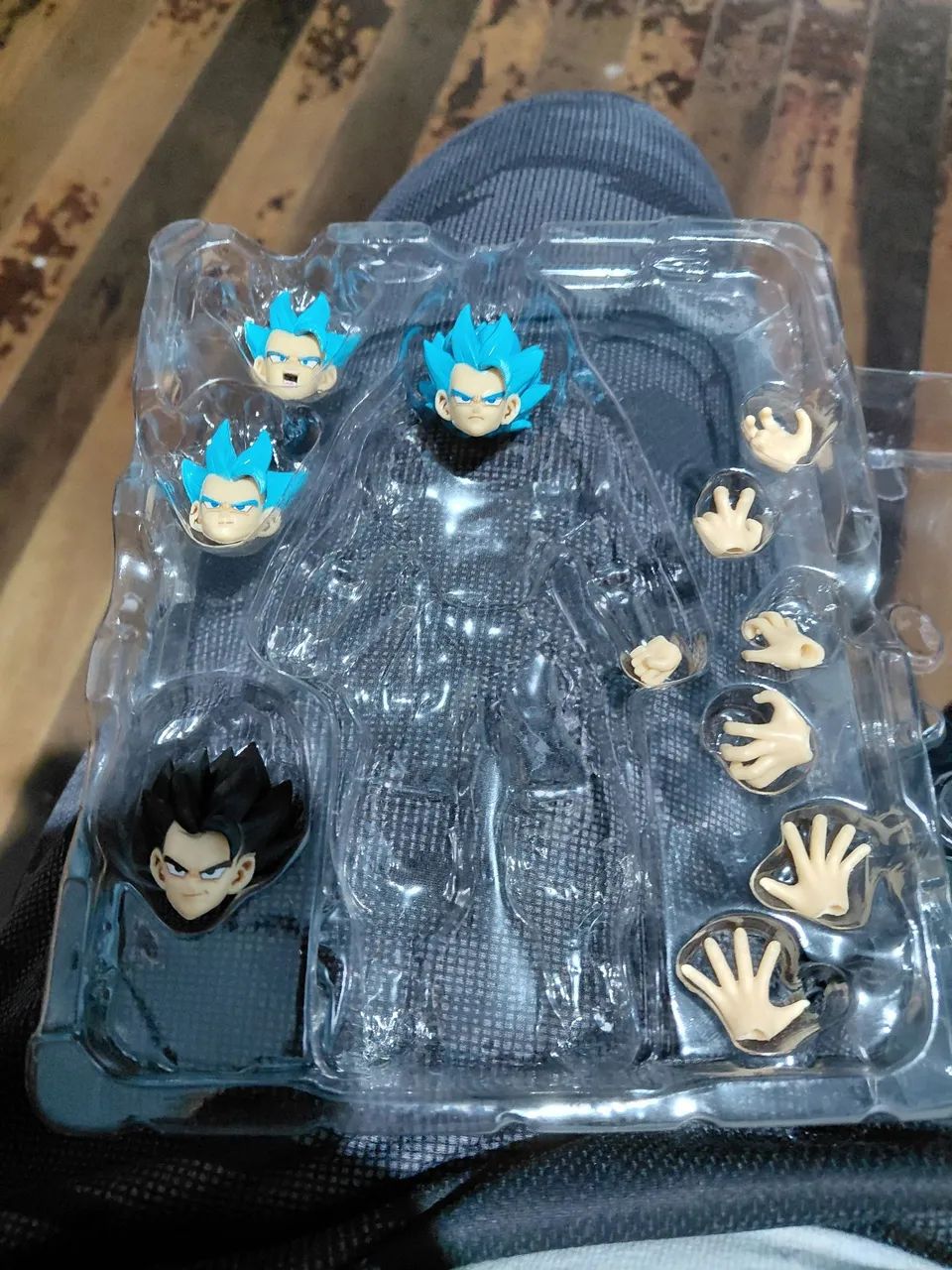Corpo, cabeças e mãos GOGETA BLUE BOOTLEG - Foto 3
