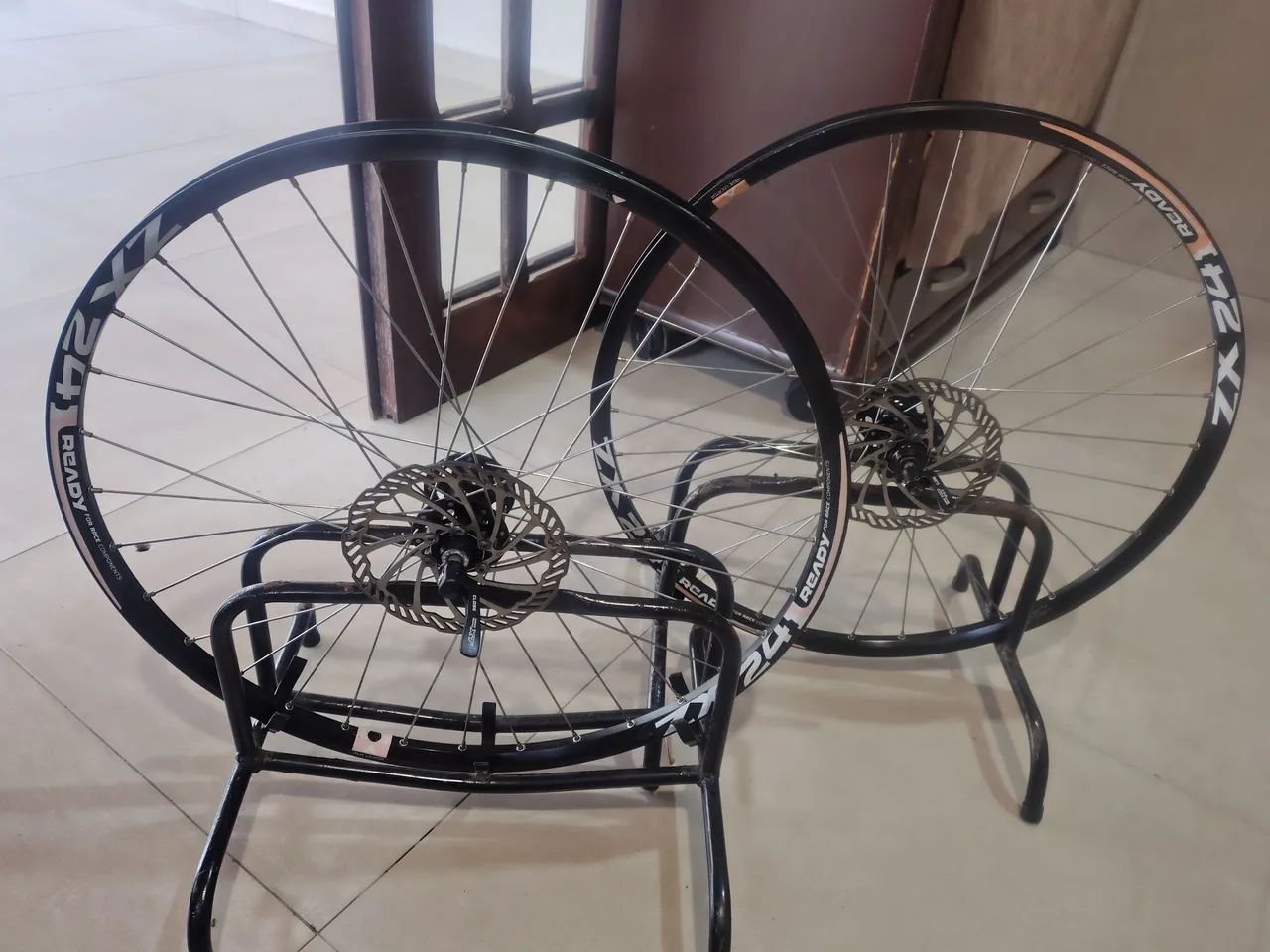 Rodas ZX 24 cubos XT - Foto 4