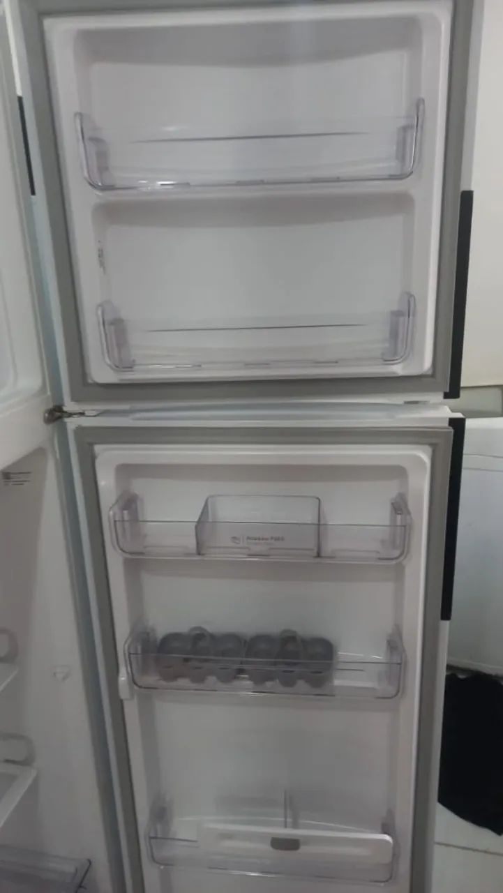 Geladeira consul, duas prateleiras seminova,  1200 - Foto 4